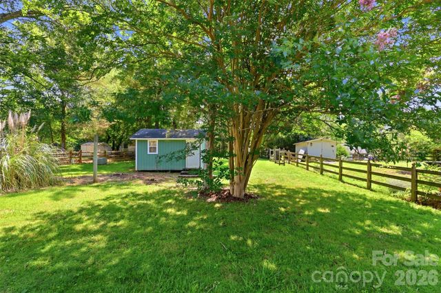 12615 Delman Lane, Pineville, NC 28134