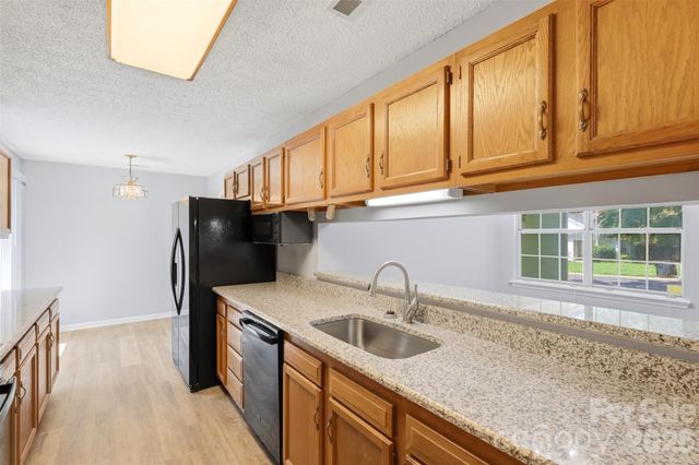 12615 Delman Lane, Pineville, NC 28134