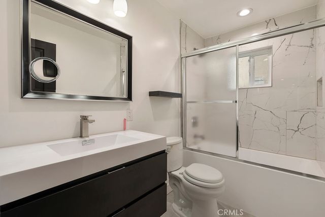 18646 Ingomar, Reseda, CA 91335