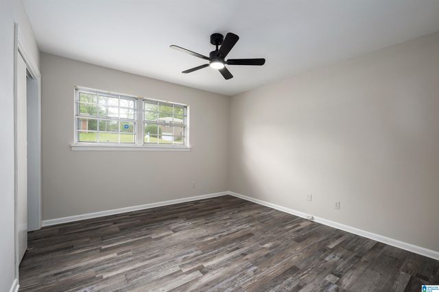 2805 2ND PLACE NW, Center Point, AL 35215