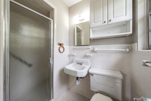 2805 2ND PLACE NW, Center Point, AL 35215