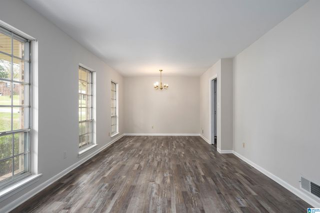 2805 2ND PLACE NW, Center Point, AL 35215