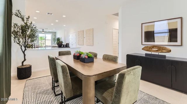 9649 W WELDON Avenue, Phoenix, AZ 85037
