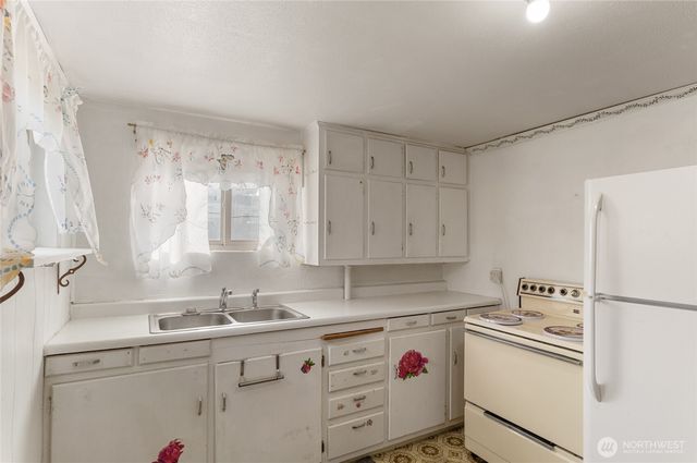 936 Vassar Avenue, Wenatchee, WA 98801