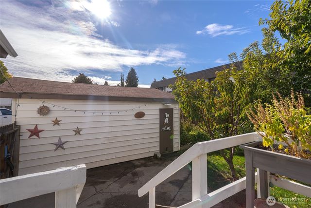 936 Vassar Avenue, Wenatchee, WA 98801