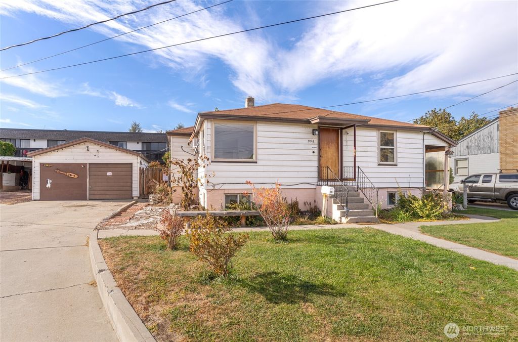 936 Vassar Avenue, Wenatchee, WA 98801