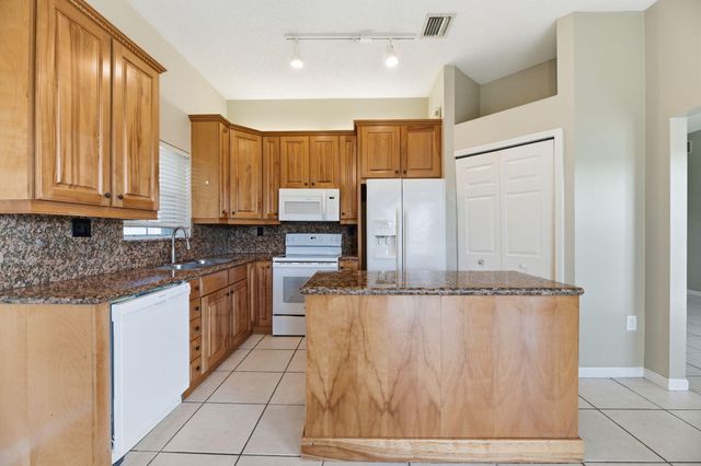 345 W Cypress Cove Circle, Davie, FL 33325