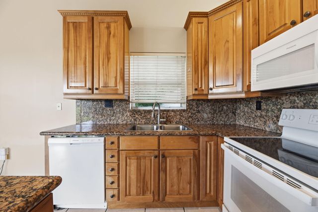 345 W Cypress Cove Circle, Davie, FL 33325