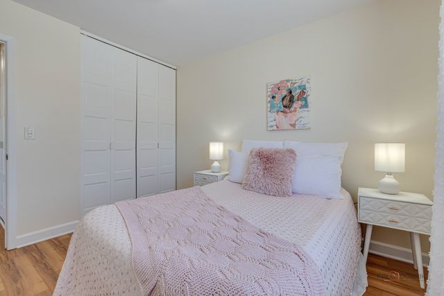 233 Winfield Court 233, Vernon Hills, IL 60061