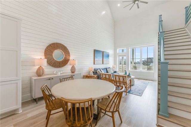 240 Social Circ 8-303, Port Aransas, TX 78373