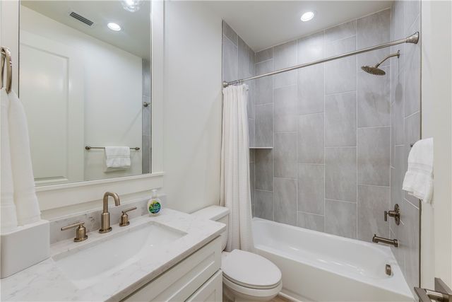 240 Social Circ 8-303, Port Aransas, TX 78373