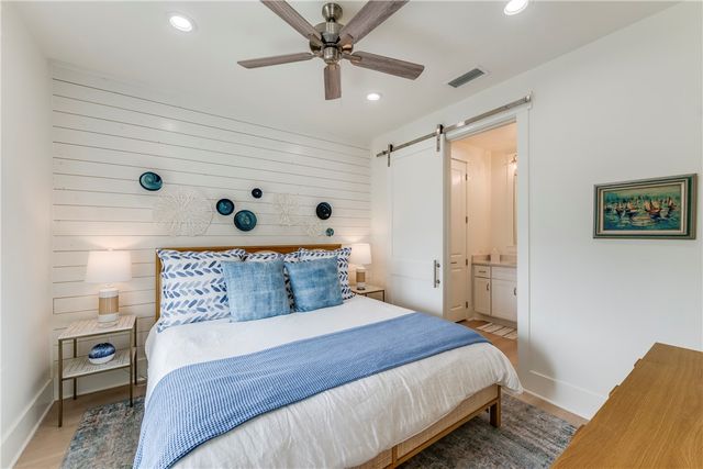 240 Social Circ 8-303, Port Aransas, TX 78373