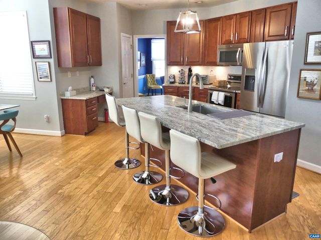 1230 DUNLORA DR, Charlottesville, VA 22901