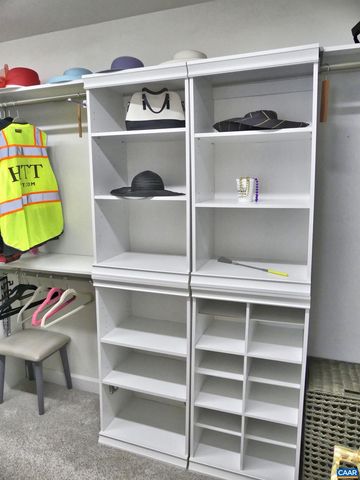 1230 DUNLORA DR, Charlottesville, VA 22901