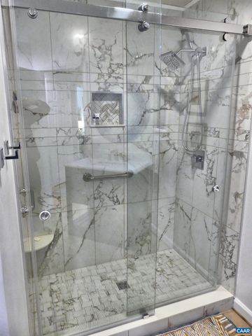 1230 DUNLORA DR, Charlottesville, VA 22901