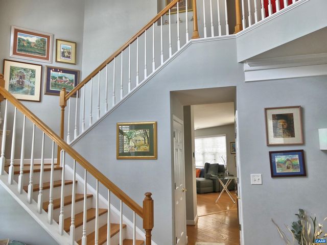 1230 DUNLORA DR, Charlottesville, VA 22901