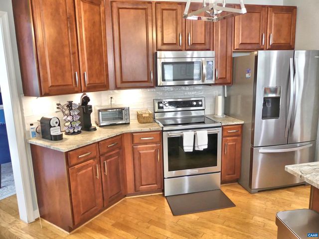 1230 DUNLORA DR, Charlottesville, VA 22901