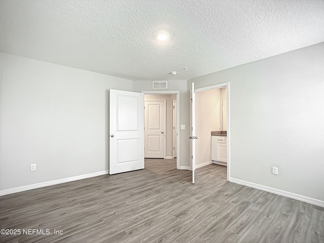 9564 HOOD Road, Jacksonville, FL 32257