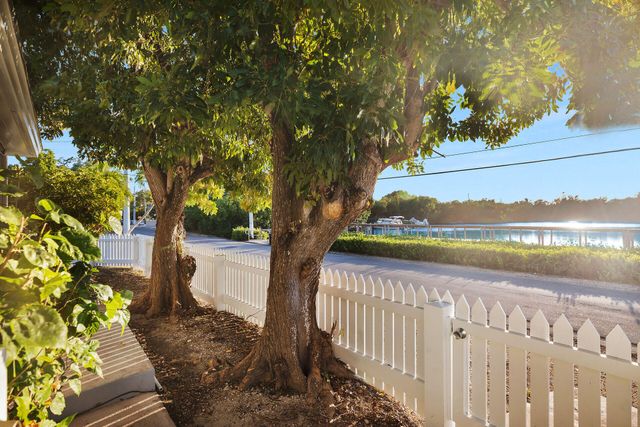 2801 Fogarty Avenue, Key West, FL 33040