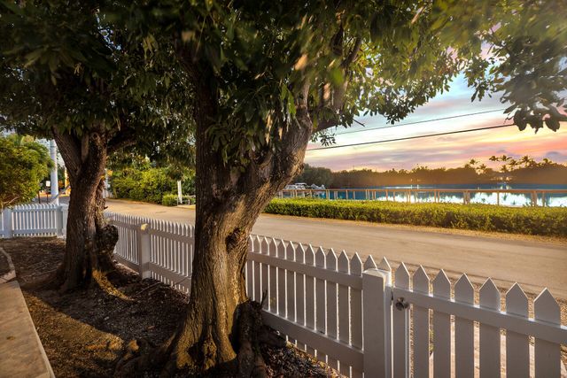 2801 Fogarty Avenue, Key West, FL 33040