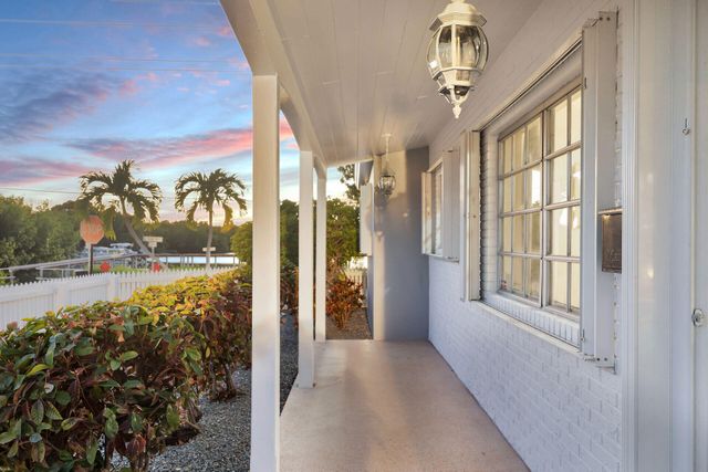 2801 Fogarty Avenue, Key West, FL 33040