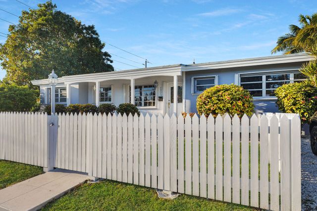 2801 Fogarty Avenue, Key West, FL 33040