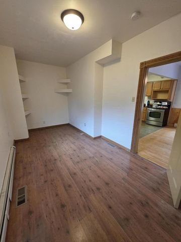 3762 E Holmes AVENUE, Cudahy, WI 53110