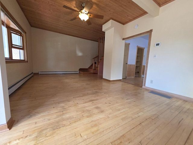 3762 E Holmes AVENUE, Cudahy, WI 53110