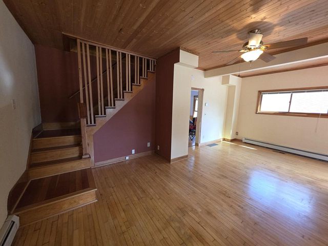 3762 E Holmes AVENUE, Cudahy, WI 53110