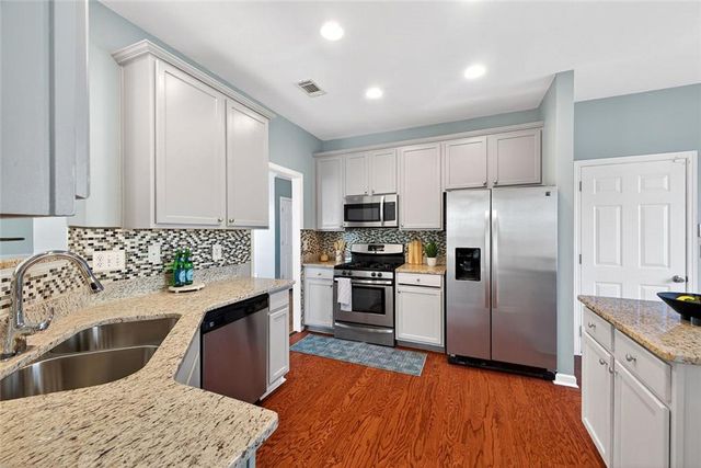 3146 Cleftstone Trail, Lawrenceville, GA 30046