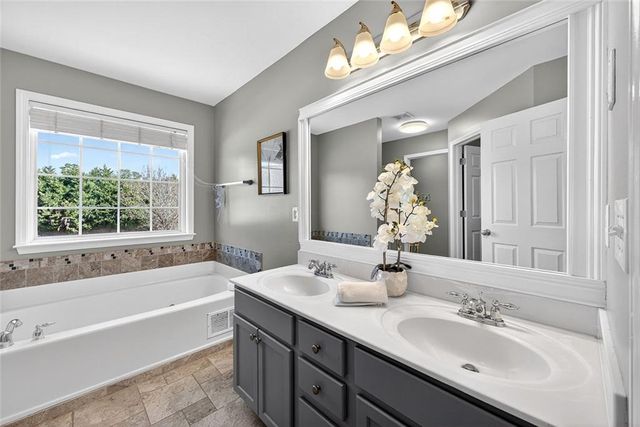 3146 Cleftstone Trail, Lawrenceville, GA 30046