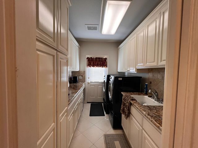 4112 Legend Dr, Rocklin, CA 95765