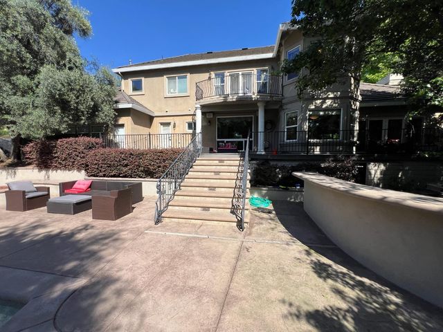 4112 Legend Dr, Rocklin, CA 95765