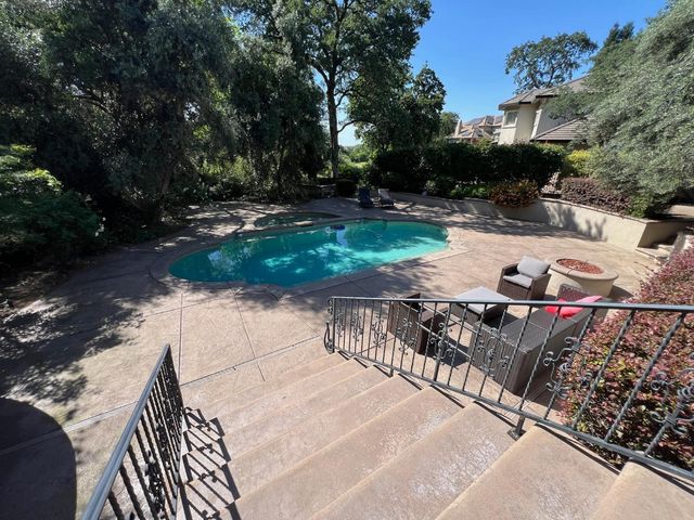 4112 Legend Dr, Rocklin, CA 95765