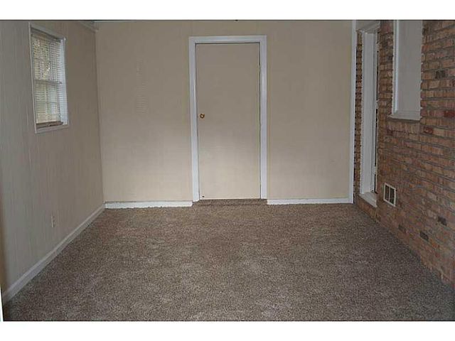 652 Moselle SW Drive, Mableton, GA 30126