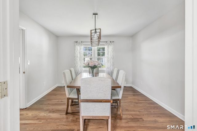 20 Westminster Court, Milford, CT 06461