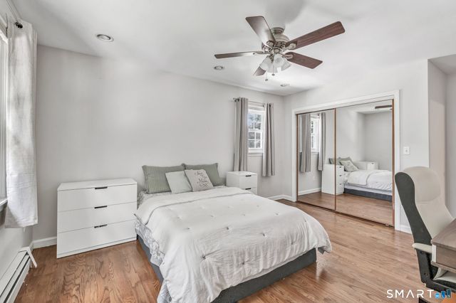 20 Westminster Court, Milford, CT 06461