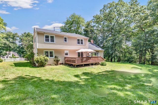 20 Westminster Court, Milford, CT 06461
