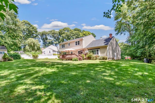 20 Westminster Court, Milford, CT 06461
