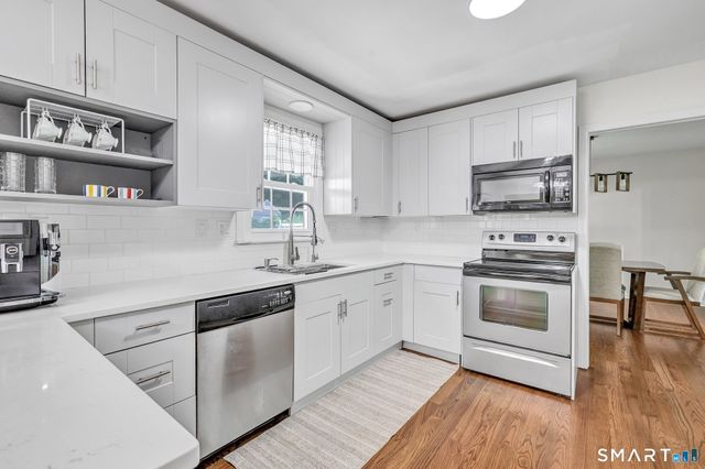 20 Westminster Court, Milford, CT 06461