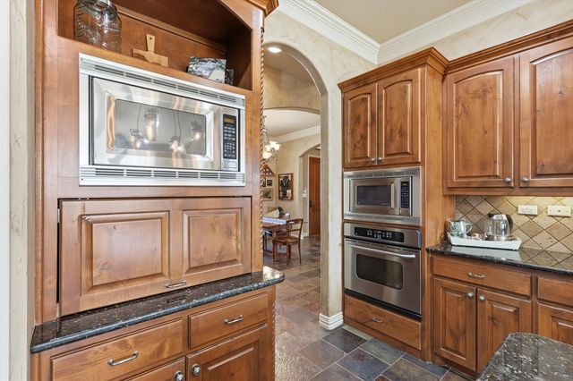 209 Lonesome Prairie Trail, Haslet, TX 76052