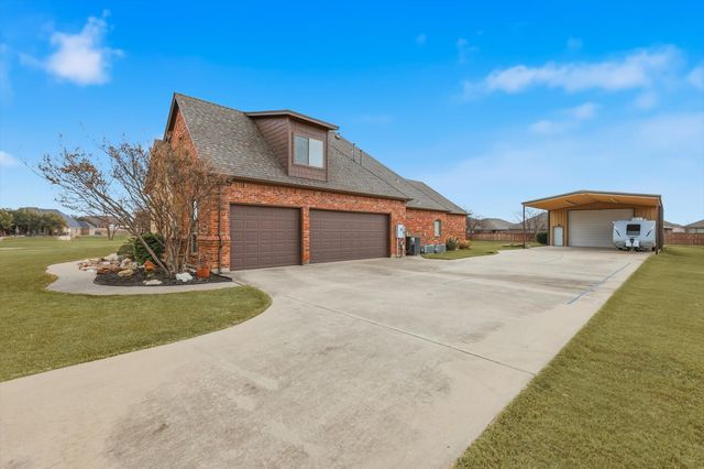 209 Lonesome Prairie Trail, Haslet, TX 76052