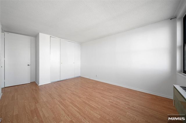 7000 Boulevard East 41L, Guttenberg, NJ 07093