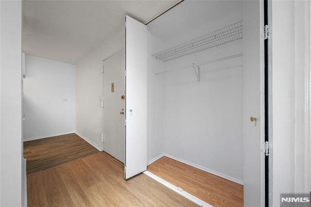 7000 Boulevard East 41L, Guttenberg, NJ 07093