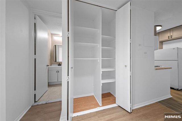 7000 Boulevard East 41L, Guttenberg, NJ 07093