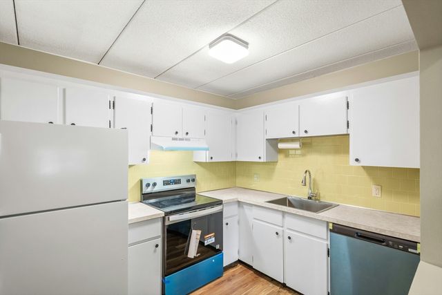 155 Milk St 5, Westborough, MA 01581