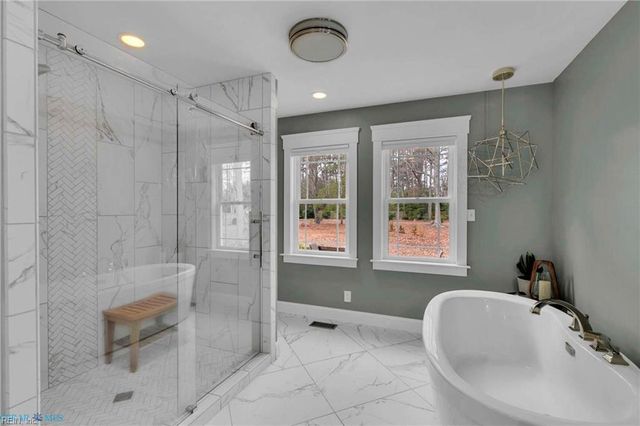 411 Hookemfair RD, Cobbs Creek, VA 23035