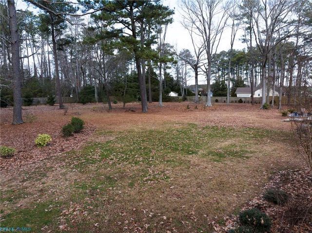 411 Hookemfair RD, Cobbs Creek, VA 23035