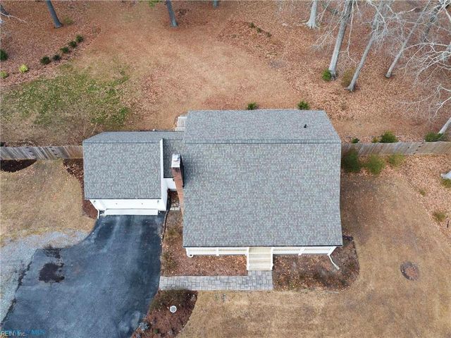 411 Hookemfair RD, Cobbs Creek, VA 23035