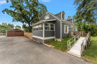 1602 E 73rd Avenue, Merrillville, IN 46410